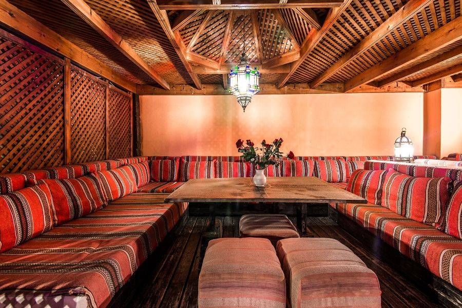 参观马拉喀什的麦地那，温泉 和晚餐体验