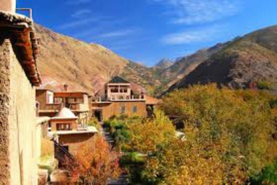 在Kasbah Toubkal享用美味的午餐游览Asni和Imlil