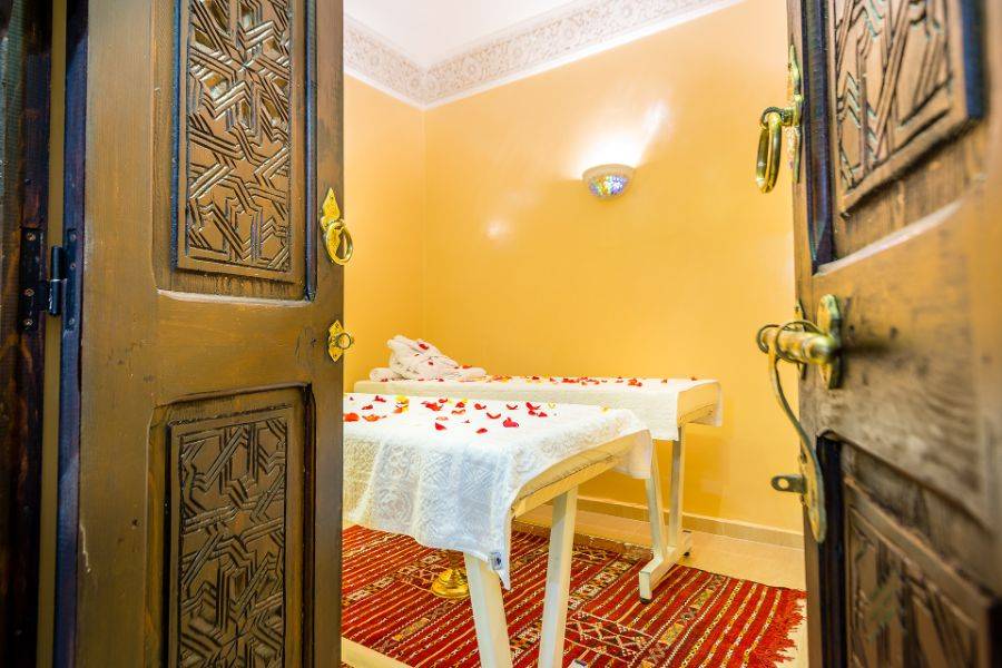 Chouf L'Or 餐厅浪漫水疗体验（含晚餐）